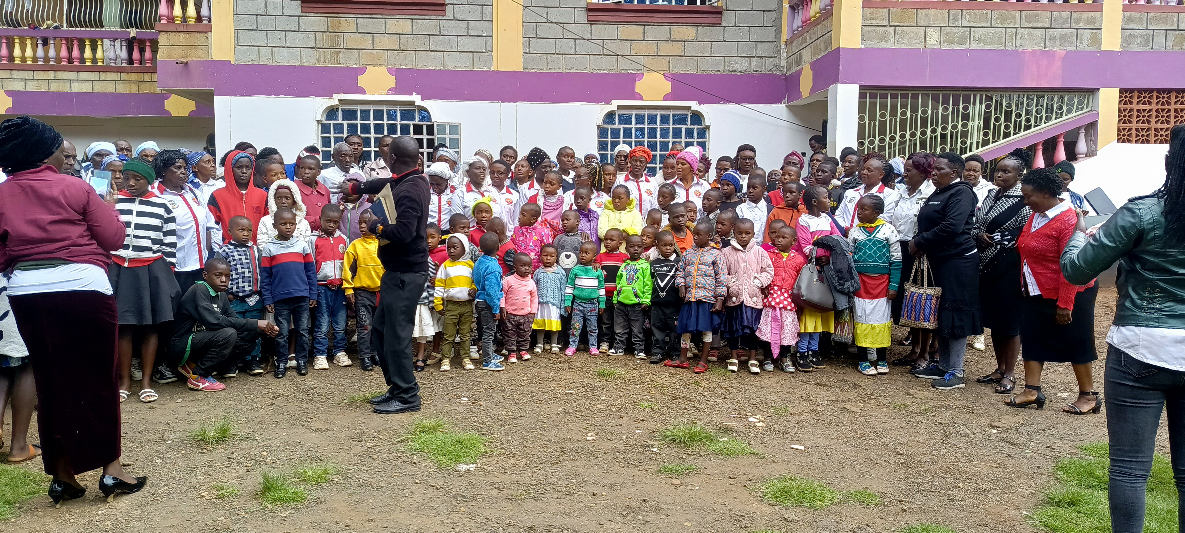 Visitors with children at Bethesda Child Care Centre